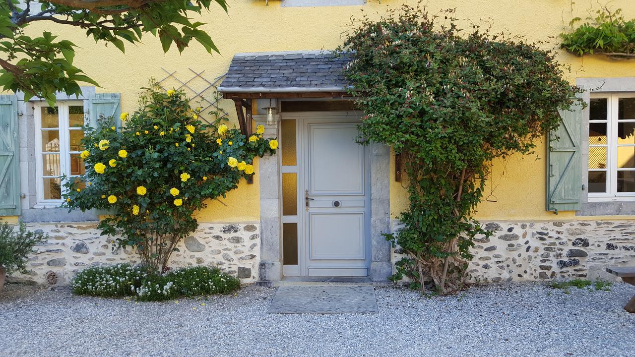 Maison D'Hotes Les 3 Baudets Issor Exteriör bild