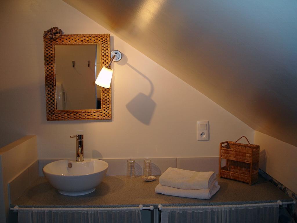 Maison D'Hotes Les 3 Baudets Issor Rum bild